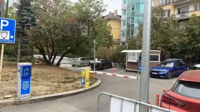 Паркинг и подземен гараж - Малкото НДК