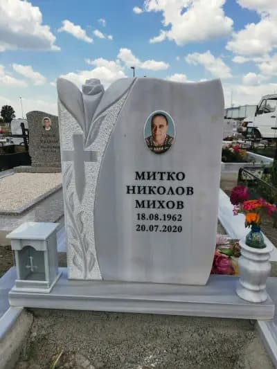 Ай джи мемориалс - надгробни плочи