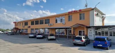 Motel M