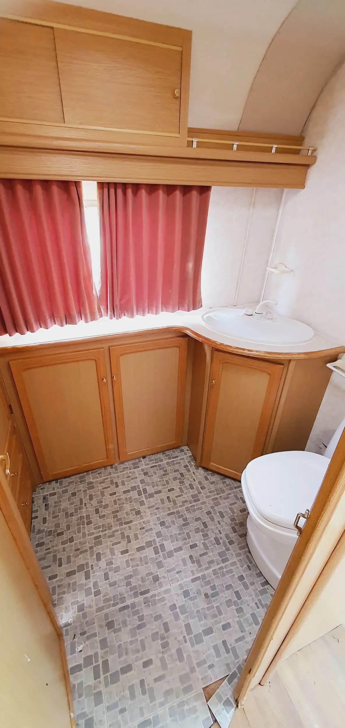 Рибарник Тодоров