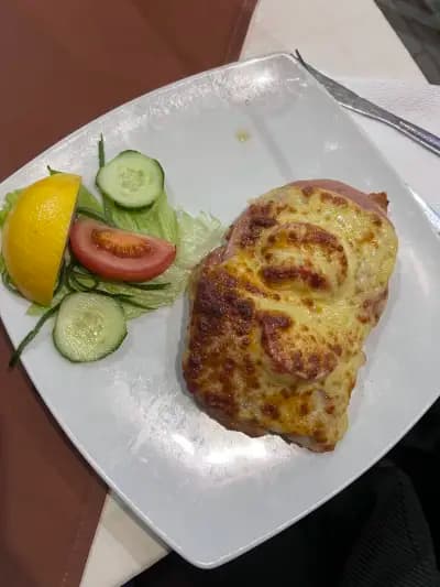 Узунов Палас