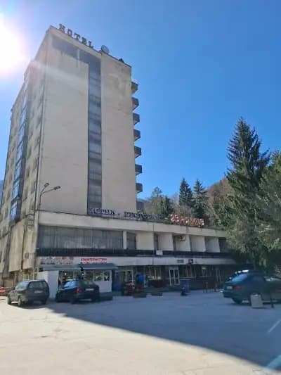Хотел