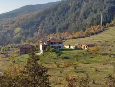 Вила „Оресите“