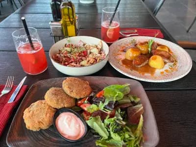 Ace Bar and Dinner