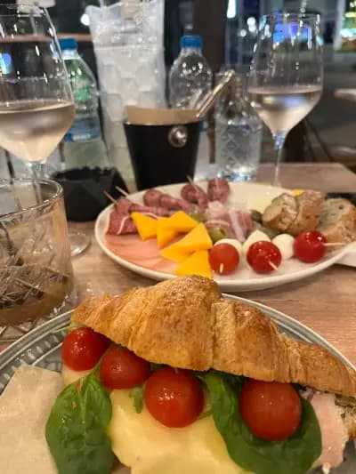 café & rosé