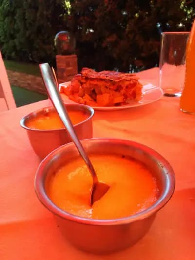 Закусвалня Керамична Food House І Български ресторант І Гоце Делчев