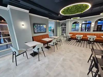 The HIGH-END Bar