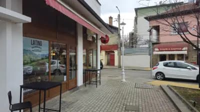 Angle coffee and wine bar & wineshop/ Ъгъл кафе, вино бар и магазин