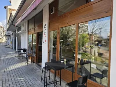Angle coffee and wine bar & wineshop/ Ъгъл кафе, вино бар и магазин