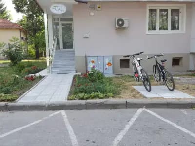 Дентални кабинети „Арт Дент“