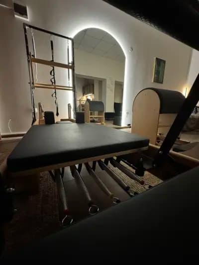 Pilates studio Stretchery