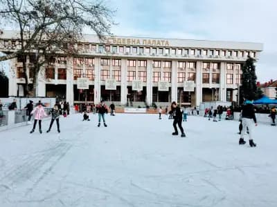 Ледена пързалка Бургас