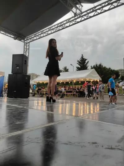 Ледена пързалка „Младост“