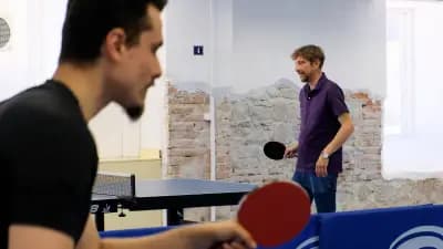 IRON BALL Зала за Тенис на Маса