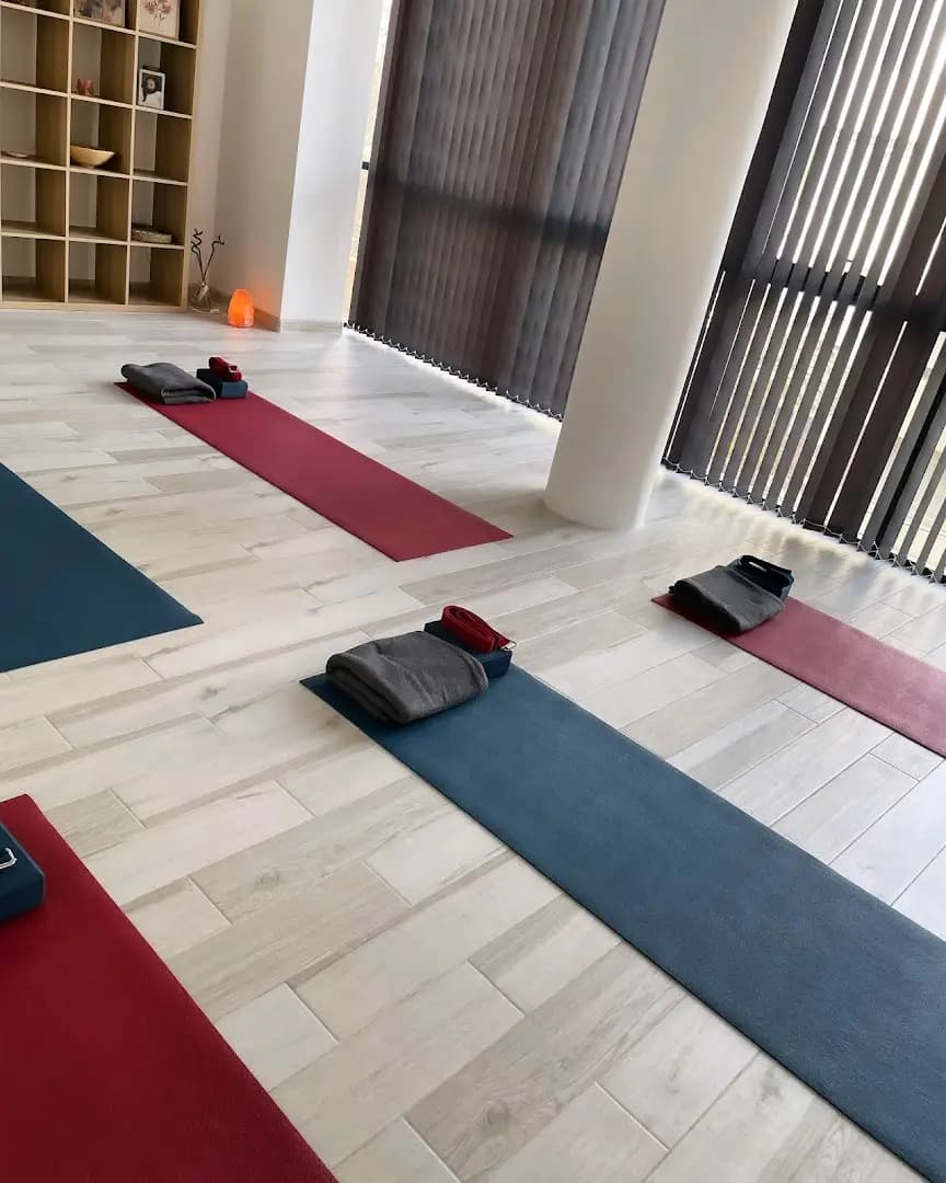 TheoDora Yoga