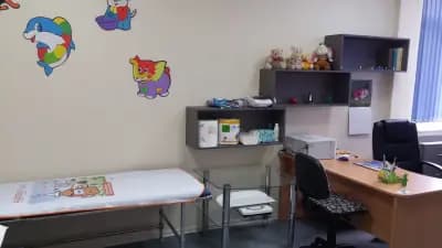 Детски нефролог( БЪБРЕЦИ) и педиатър - д-р Николай Гечев, работи с НЗОК - код 17 - педиатър и код 53 - детска нефрология