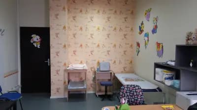 Детски нефролог( БЪБРЕЦИ) и педиатър - д-р Николай Гечев, работи с НЗОК - код 17 - педиатър и код 53 - детска нефрология