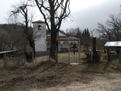 Църква "Св. Петър и Павел", Церецел
