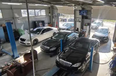Mercedes Auto