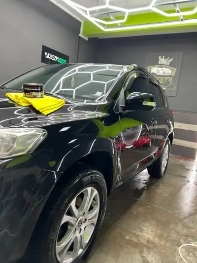 Divaya detailing