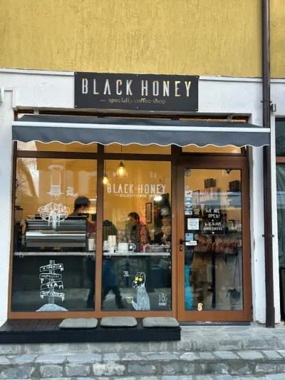 Black Honey Specialty Coffee Shop
