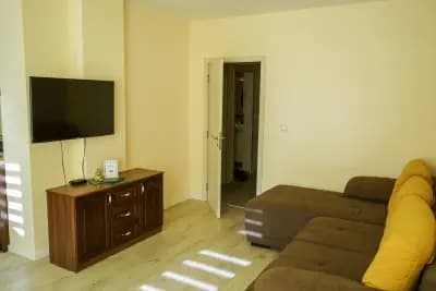 GRAND APARTMENT BOGORIDI - top center near to sea and sea garden