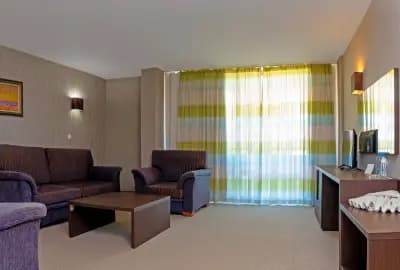 Sandy Bay Hotel ( Сенди Бей Хотел )