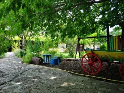 Левана Къща за Гости