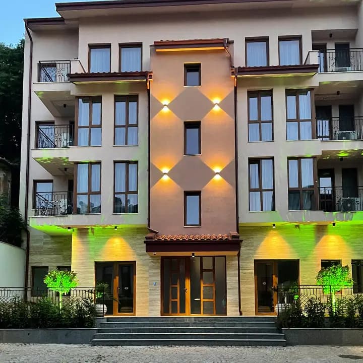 Odrys Apartments