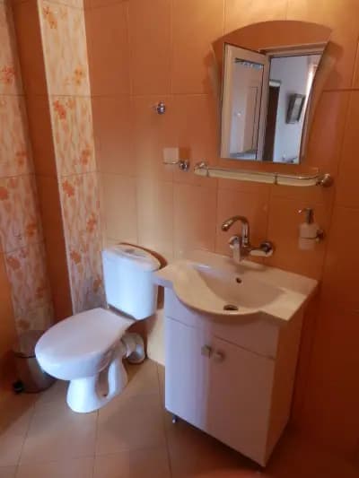 КЪЩА ЗА ГОСТИ ТОТИ