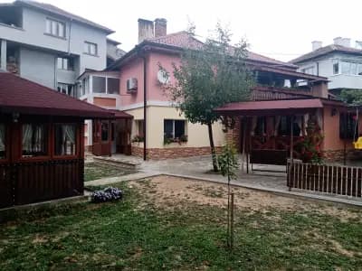 Стаи за гости в къща „Ванеса“
