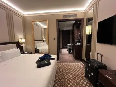 GoldenEye Hotel & Resort