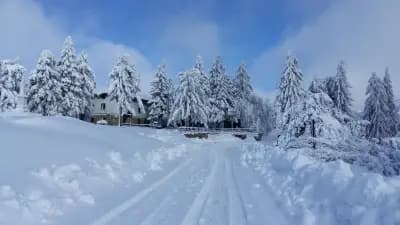 Хотел-ресторант Шипка,връх Шипка