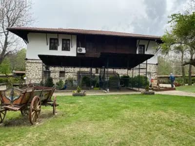 IZVORA COMPLEX, ARBANASI