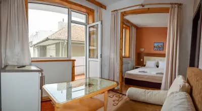 Private Rooms Trakiets