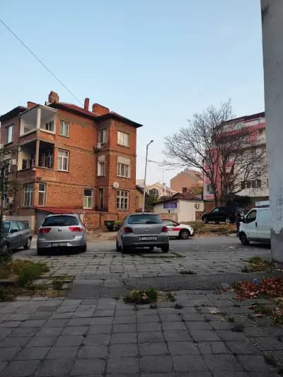 Студио за маникюр Яна