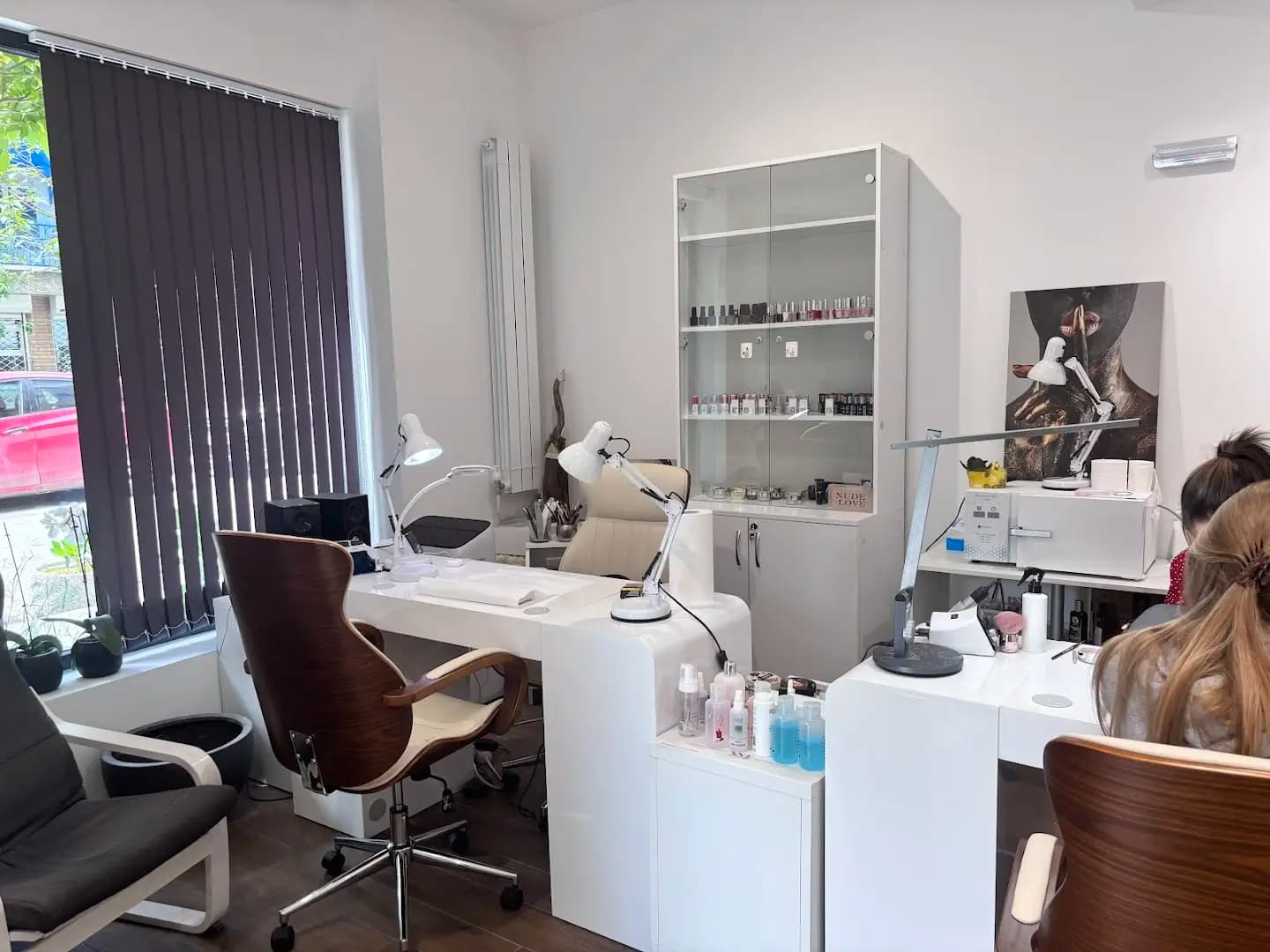 JOIE Nail Boutique studio