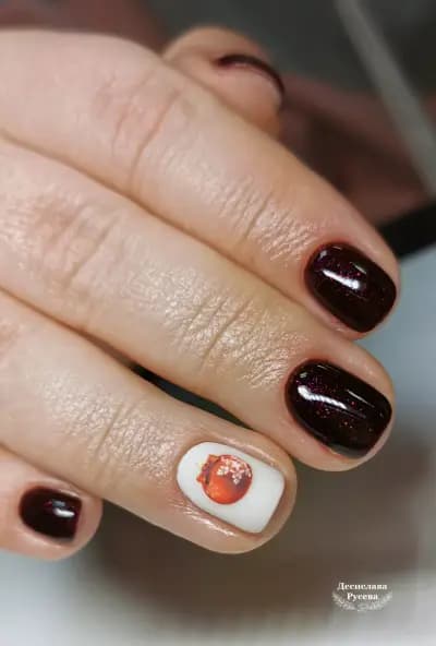 Маникюр, козметичен/терапевтичен педикюр
