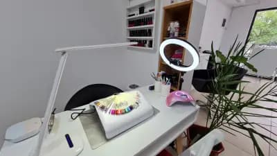 Miki Makeup & Nails