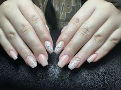 HH nails salon