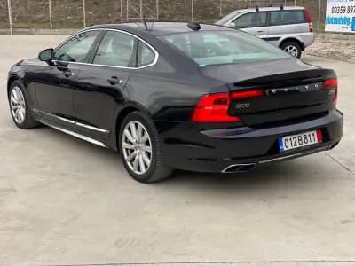 Platz.Auto.Bg