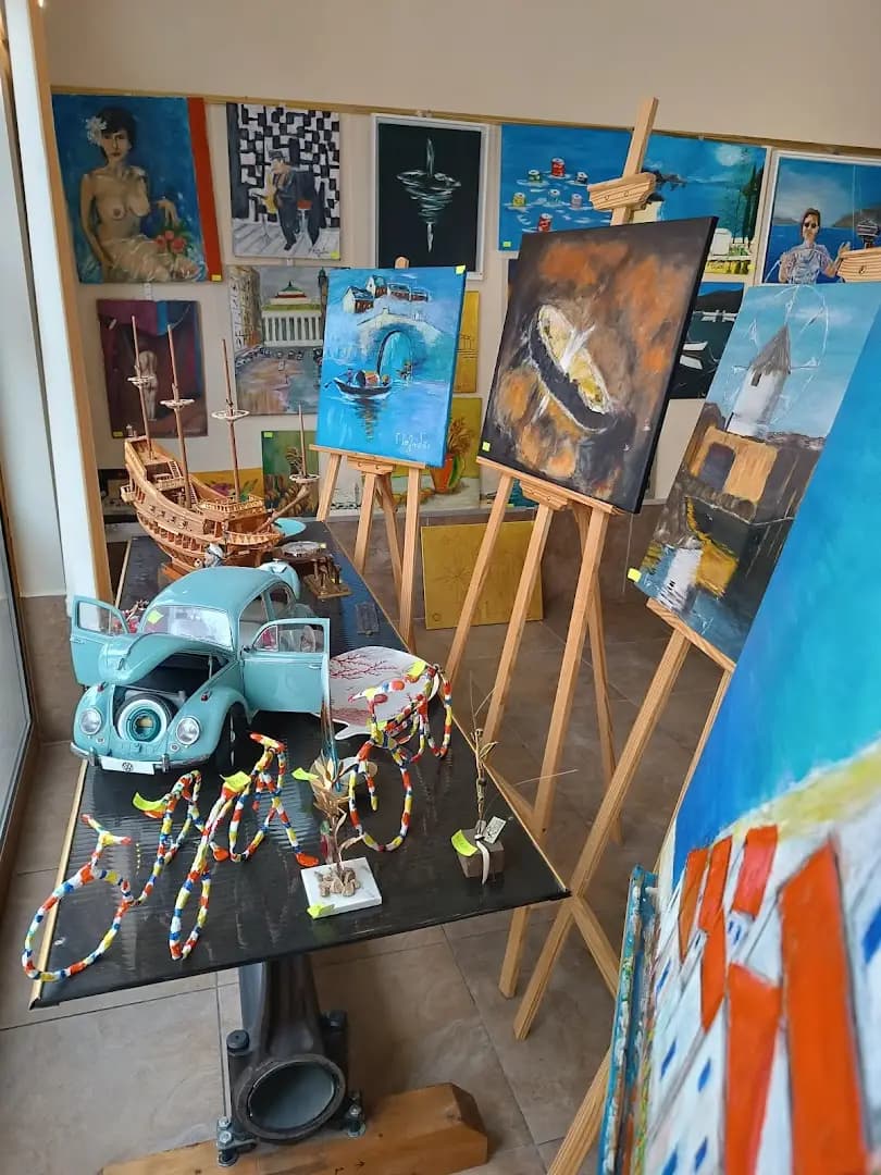 Athens Gallery