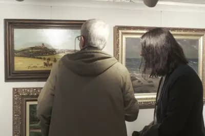 „Арт Галерия 33“