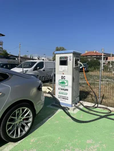 Станция за зареждане EV Point