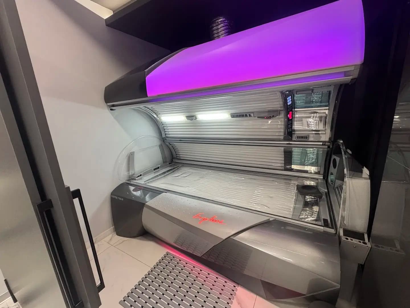 MegaSun Tanning Studio