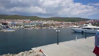 Влас Ризорт