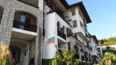 Влас Ризорт