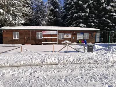Adventure Net - Ski / Snowboard School and Wardrobe