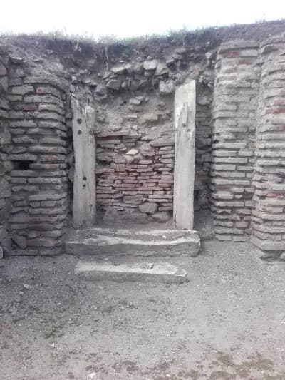 Археологическа База