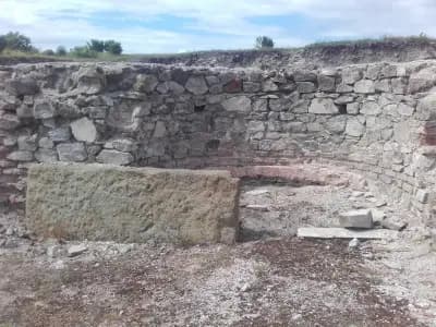 Археологическа База